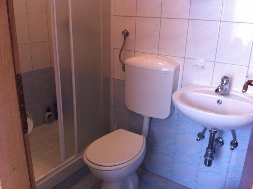 Guest House Slavica Pola Esterno foto